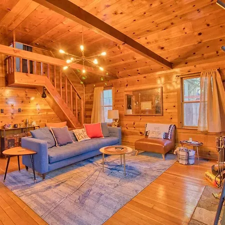 Ray'S Dear Cottage- A Relaxing Place In The Woods